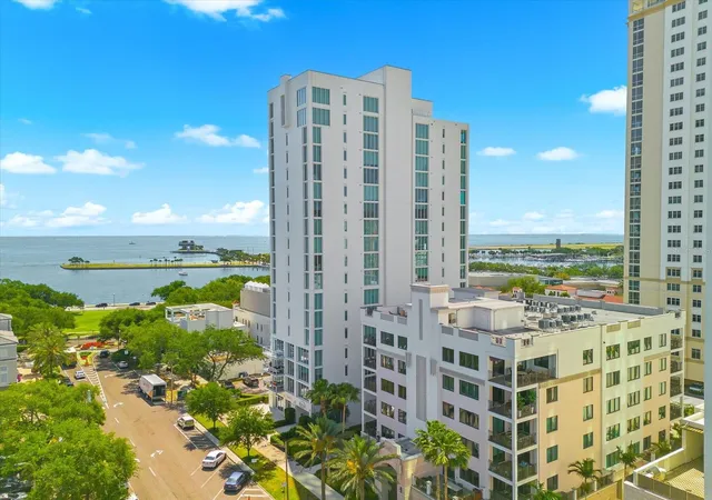 Photo 2 of Condo for sale at 176 4th Avenue NE #201, Saint Petersburg, FL 33701 | MLS# TB8490960 | Listing updated on 2026-10-08