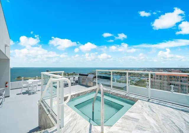 Photo 4 of Condo for sale at 176 4th Avenue NE #201, Saint Petersburg, FL 33701 | MLS# TB8490960 | Listing updated on 2026-10-08