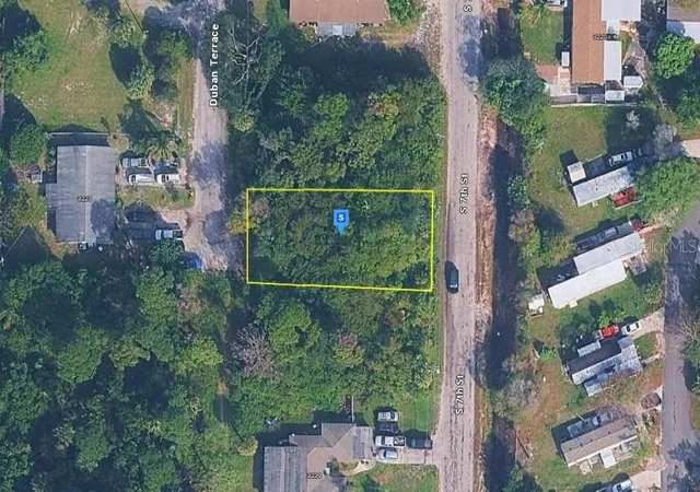 1st image of 3225 S 7th St, Fort Pierce, FL 34982 | MLS# A4687710