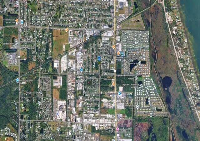3rd image of 3225 S 7Th St, Fort Pierce, FL 34982 | MLS# A4687710
