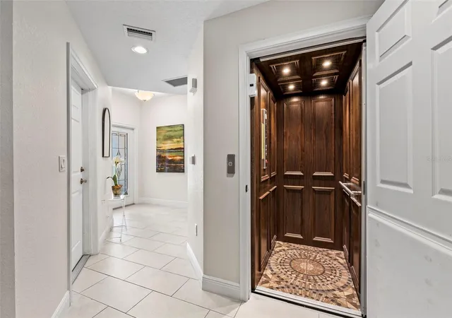 Photo 2 of Townhouse for sale at 771 Date Palm Ln, Saint Petersburg, FL 33707 | MLS# TB8491037 | Listing updated on 2026-08-31