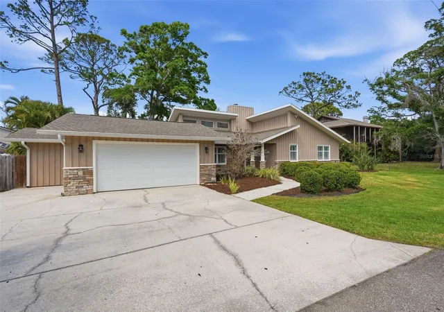 Photo 1 of Single family home for sale at 13917 76th Terrace, Seminole, FL 33776 | MLS# TB8491086 | Listing updated on 2026-10-08
