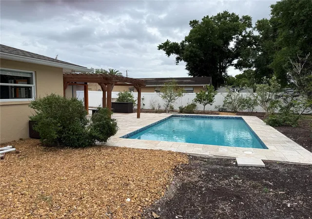 Photo 2 of Single family home for sale at 98 Dade Ave, Sarasota, FL 34232 | MLS# TB8491097 | Listing updated on 2026-09-05