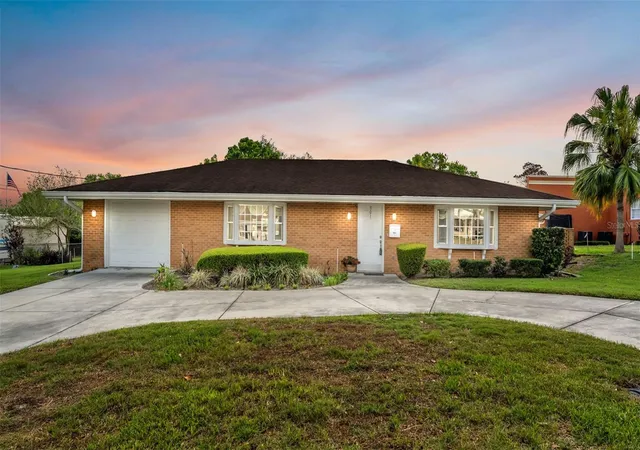 Photo 1 of Single family home for sale at 901 Woodward St, Lakeland, FL 33803 | MLS# L4960632 | Listing updated on 2026-09-03