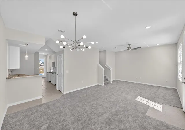 Photo 4 of Townhouse for sale at 172 Holly Village Dr, Davenport, FL 33837 | MLS# V4948146 | Listing updated on 2026-10-03