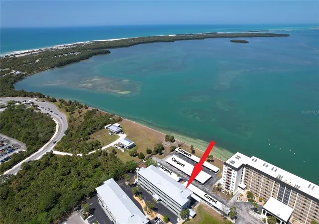 2nd image of 7 Island Park Pl #204, Dunedin, FL 34698 | MLS# TB8491109