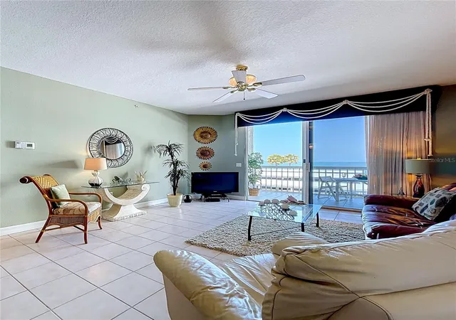 5th image of 7 Island Park Pl, Dunedin, FL 34698