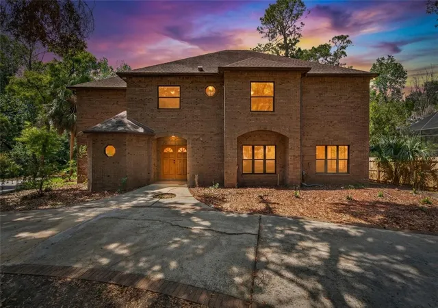 3rd image of 902 River Rapids Ave, Brandon, FL 33511 | MLS# TB8491110