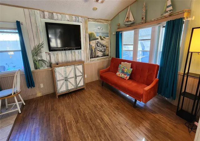 3rd image of 3300 26th Ave E, BRADENTON, FL 34208