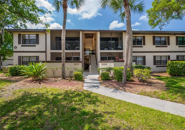 2nd image of 19505 Quesada Ave #O207, Port Charlotte, FL 33948 | MLS# C7524019