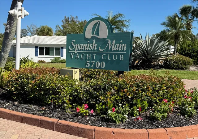 Homes for sale in Longboat Key, FL | 718 Spanish Dr N, Longboat Key, FL 34228 | MLS# A4687749