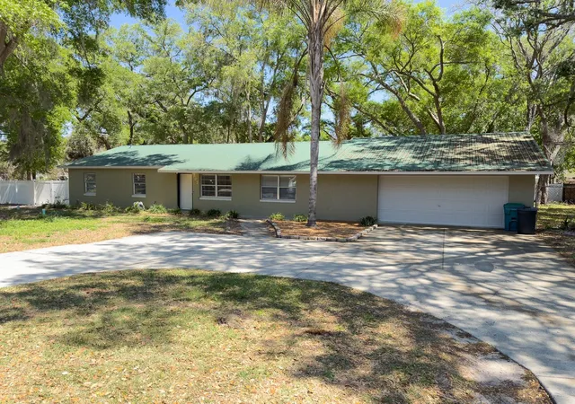 Photo 3 of Single family home for sale at 207 Mandarin Ln, Fruitland Park, FL 34731 | MLS# G5110195 | Listing updated on 2026-07-25