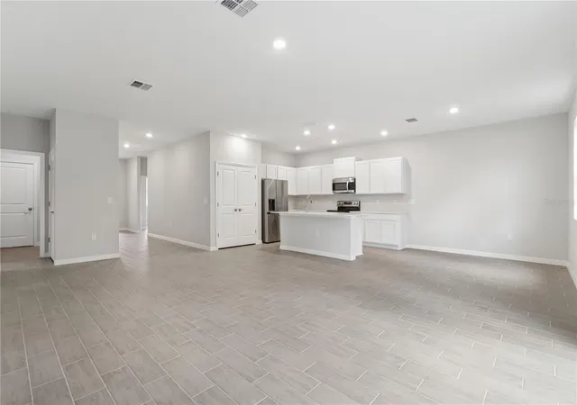 Photo 4 of Single family home for sale at 17094 SW 20th Court Rd, Ocala, FL 34473 | MLS# OM721607 | Listing updated on 2026-08-18