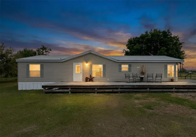 Homes for sale in Kenansville, FL | 3591 N Canoe Creek Rd, Kenansville, FL 34739 | MLS# S5146630