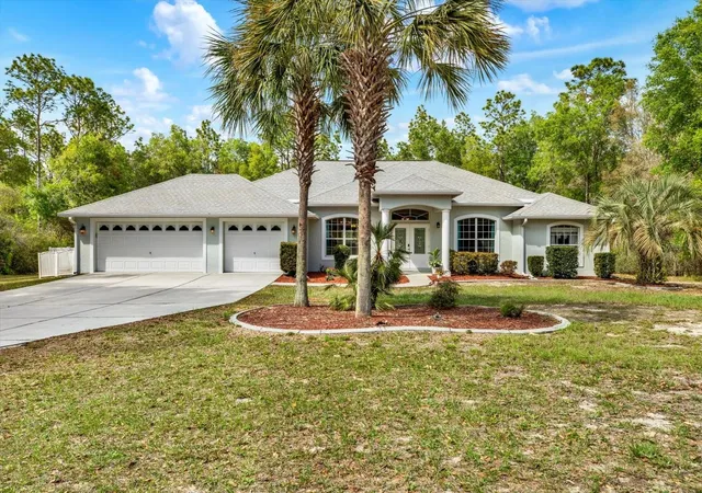 Photo 1 of Sale Pending at 1155 E Bluebird Ct, Hernando, FL 34442 | MLS# TB8491203 | Listing updated on 2026-09-03