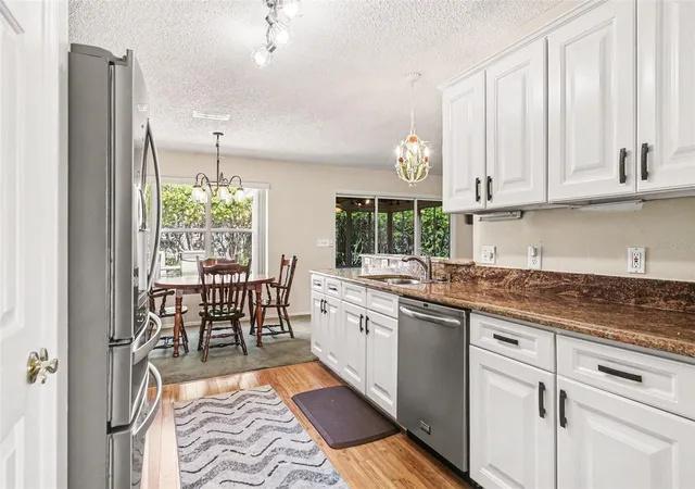 5th image of 1239 Chaparral Dr, Lady Lake, FL 32159 | MLS# O6394215