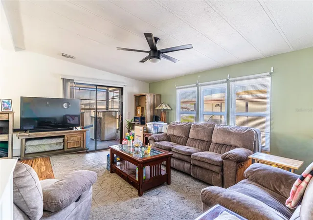 2nd image of 6450 Hollyberry Ln Ne, Winter Haven, FL 33881 | MLS# L4960650