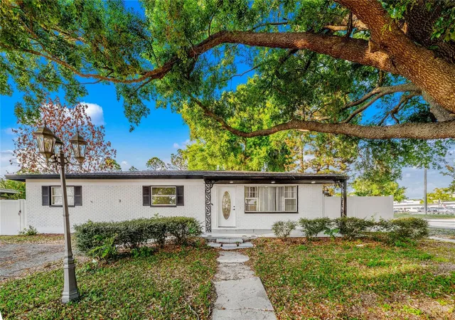 Photo 1 of Sale Pending at 545 N Terrace Dr, Brandon, FL 33510 | MLS# TB8491260 | Listing updated on 2026-06-30