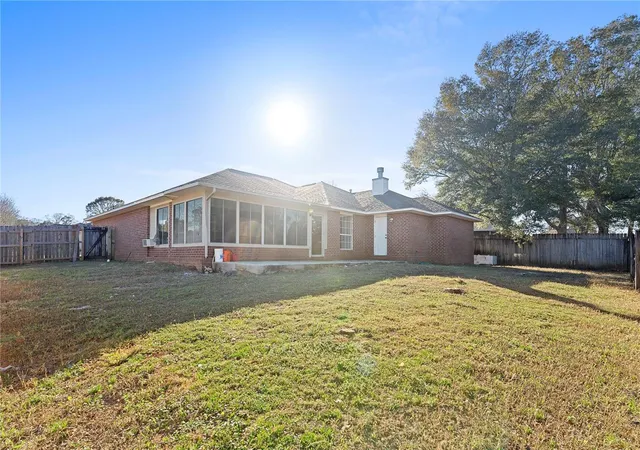 12th image of 6622 Hallendale Dr, Pensacola, FL 32526 | MLS# TB8491265