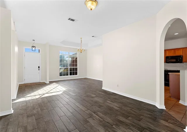 2nd image of 6622 Hallendale Dr, Pensacola, FL 32526 | MLS# TB8491265