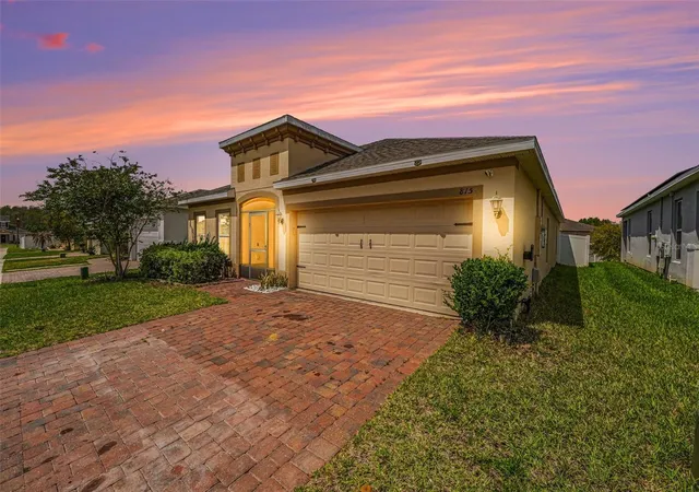 3rd image of 815 Montgomery Wy, Davenport, FL 33897 | MLS# TB8491301