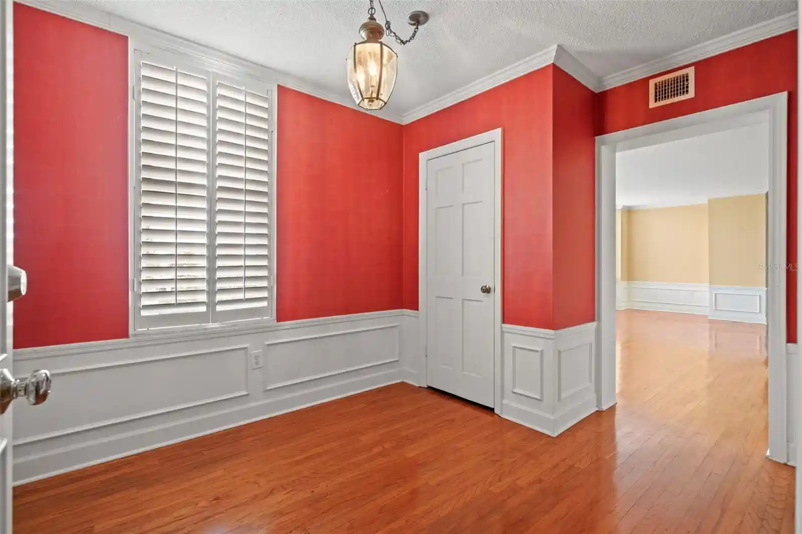 Listing Photo 2 - Condo for sale in 2407 S Ardson Pl located at 2407 S Ardson Pl, Tampa, FL 33629 - Unit #501A