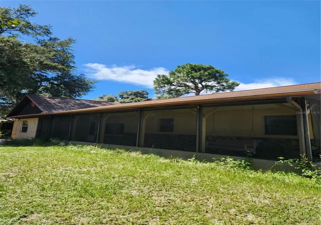 Photo 3 of Single family home for sale at 7095 W Greenwood Ln, Crystal River, FL 34429 | MLS# W7884302 | Listing updated on 2026-09-26