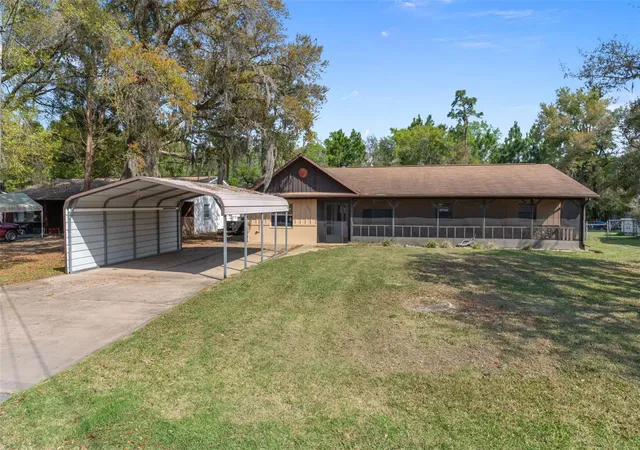 Photo 3 of Single family home for sale at 7095 W Greenwood Ln, Crystal River, FL 34429 | MLS# W7884302 | Listing updated on 2026-09-26