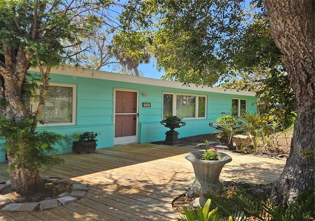 1st image of 528 Ralph Street, Siesta Key, FL 34242 | MLS# TB8491348