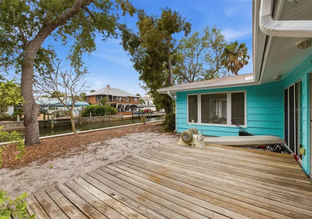 4th image of 528 RALPH STREET, Siesta Key, FL 34242 | MLS# TB8491348