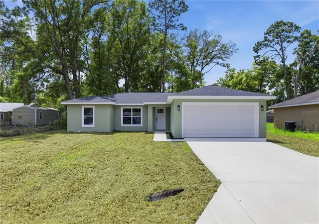 Single family home for sale at 5894 NW 63rd Place, Ocala, FL 34482 | MLS# OM721649 | Listing updated on 2026-08-28