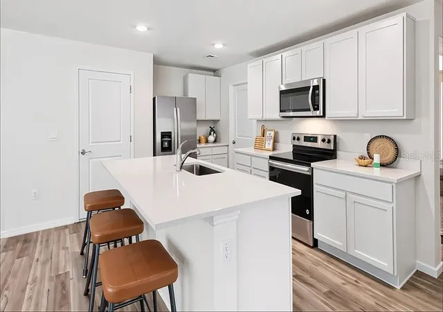 4th image of 4671 Sw 51St Dr, Gainesville, FL 32608 | MLS# OM721651
