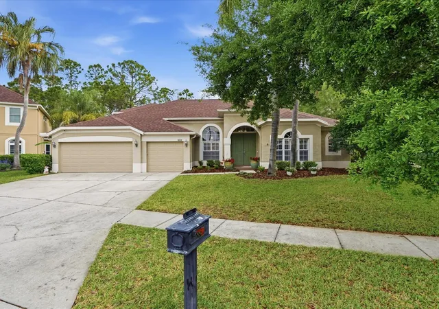 Photo 1 of Single family home for sale at 18931 Chaville Rd, Lutz, FL 33558 | MLS# TB8491376 | Listing updated on 2026-08-20