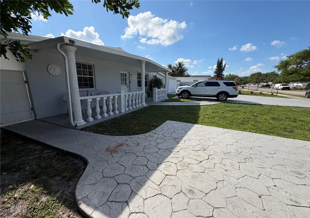 Homes for sale in West Park, FL | 126 Miami Gardens Rd, West Park, FL 33023 | MLS# TB8491387