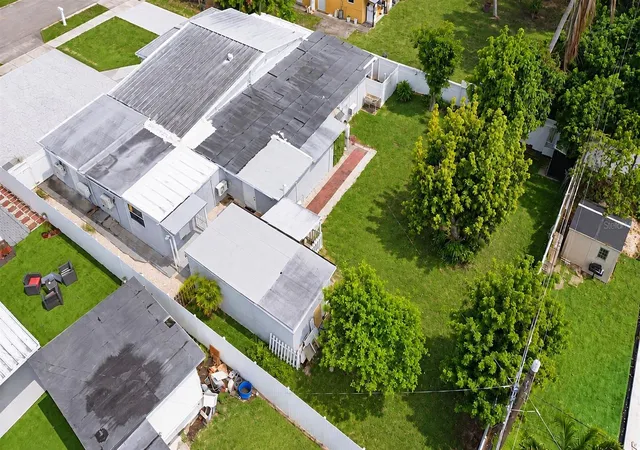 Photo 2 of Single family home for sale at 126 Miami Gdns Rd, West Park, FL 33023 | MLS# TB8491387 | Listing updated on 2026-09-25