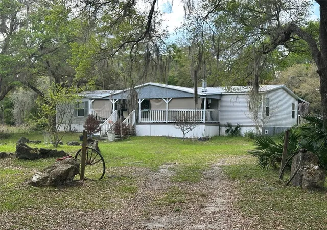 1st image of 12501 Sw Hwy 200, Dunnellon, FL 34432 | MLS# OM721658