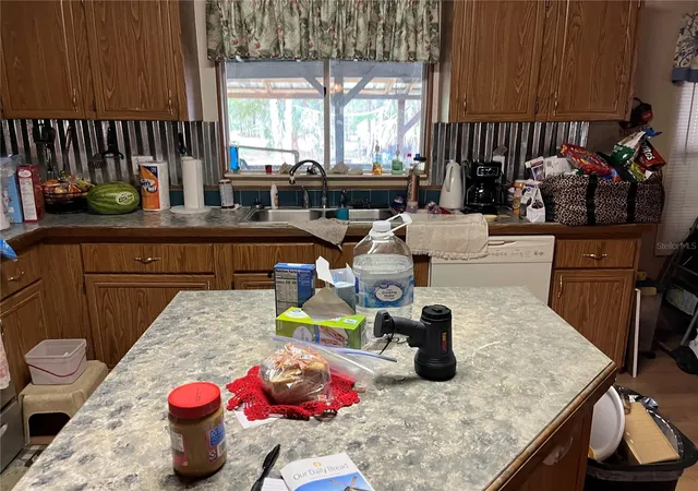 4th image of 12501 Sw Hwy 200, Dunnellon, FL 34432 | MLS# OM721658