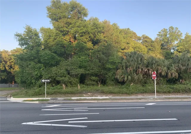 4th image of 18111 N Us Hwy 301, Citra, FL 32113 | MLS# OM721659