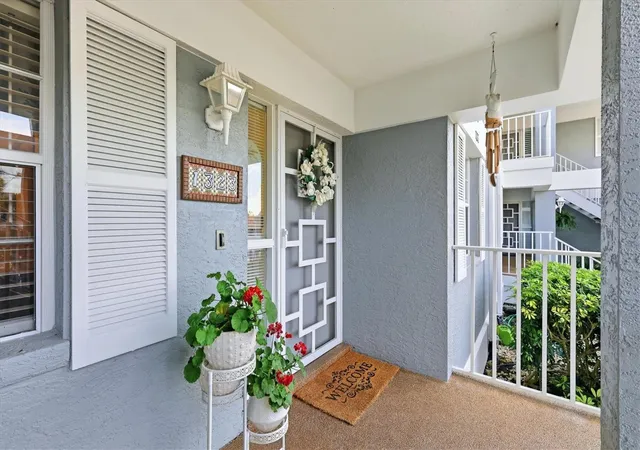 3rd image of 1323 Perico Pt Cir, Bradenton, FL 34209