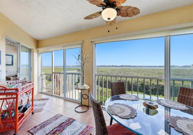 5th image of 1323 Perico Pt Cir, Bradenton, FL 34209