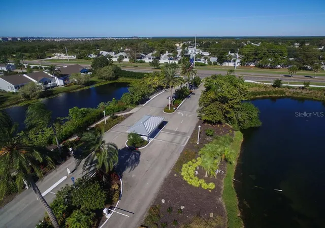 2nd image of 1323 Perico Pt Cir, BRADENTON, FL 34209