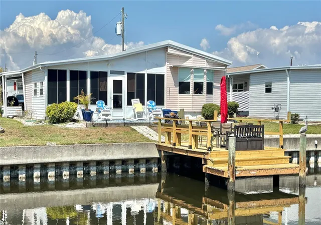 Photo 1 of Manufactured home for sale at 102 Americana Ct Ne #206, Saint Petersburg, FL 33702 | MLS# TB8491401 | Listing updated on 2026-10-21