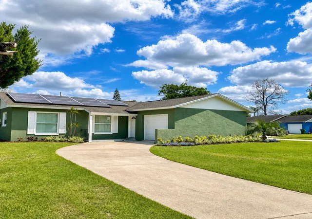 Single family home for sale at 714 West Ct, LONGWOOD, FL 32750 | MLS# O6394329