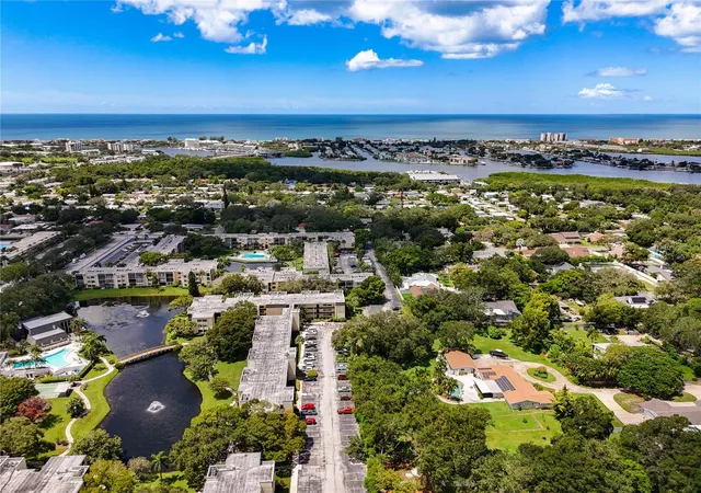 3rd image of 14130 Rosemary Ln #3215, Largo, FL 33774 | MLS# TB8491413