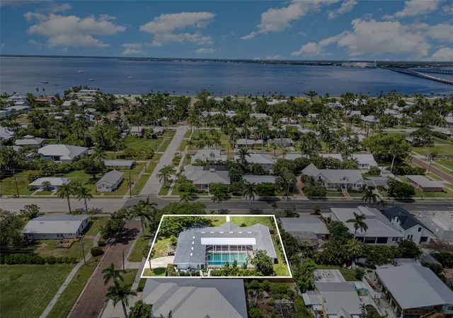 3rd image of 625 W Olympia Ave, Punta Gorda, FL 33950 | MLS# A4687849