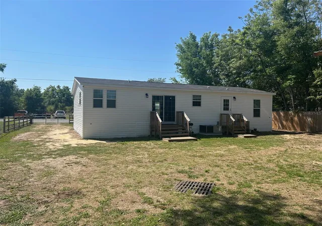 Homes for sale in Fruitland Park, FL | 4601 Oak St, Fruitland Park, FL 34731 | MLS# G5110230