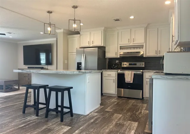 Homes for sale in Fruitland Park, FL | 4601 Oak St, Fruitland Park, FL 34731 | MLS# G5110230