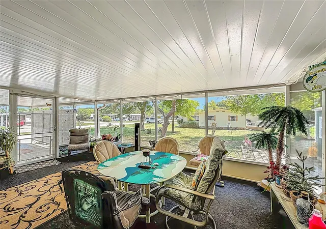 3rd image of 2523 Karen Dr, Mount Dora, FL 32757 | MLS# G5110231