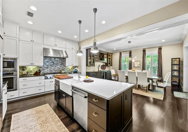 2nd image of 3211 W Bay Villa Ave, Tampa, FL 33611 | MLS# TB8491483