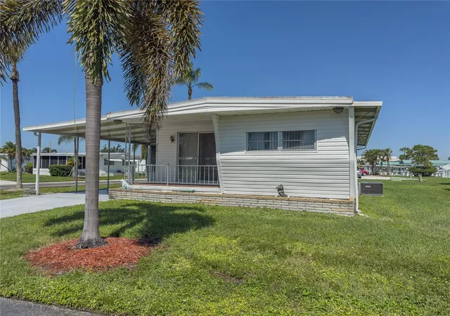 Photo 1 of Manufactured home for sale at 316 Danube Cir, Bradenton, FL 34207 | MLS# A4687856 | Listing updated on 2026-10-16